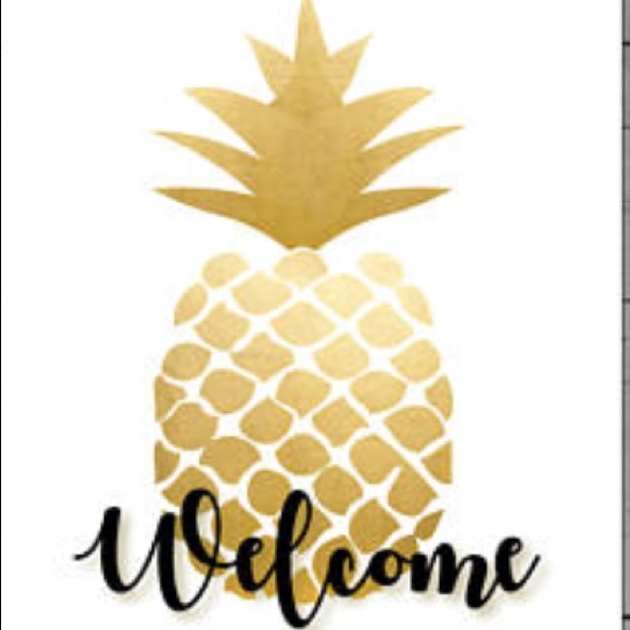 Welcome to my closet! I am so glad you are here!💕 - Picture 1 of 1
